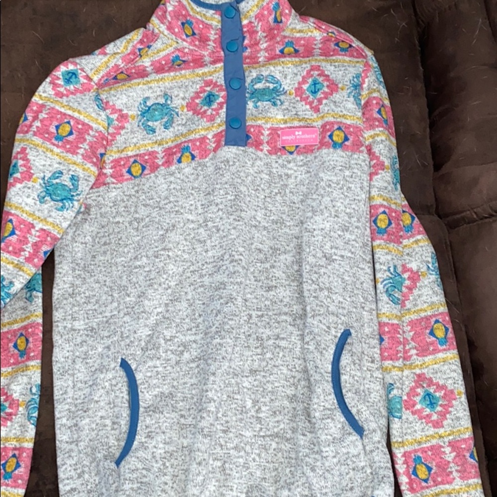 simply southern quarter button pull over size med